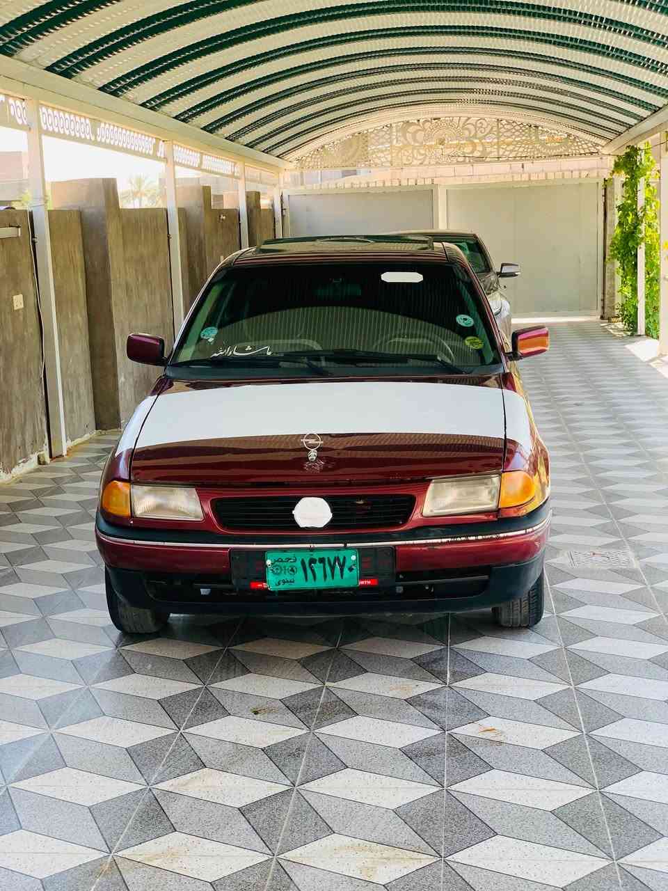 السلام عليكم للبيع فقط اوبل استرا موديل 1993  رقم نينوى فحص سنويه خضره كارتونيه   صاحبها الموصل بس ماعندي اتصال وياه ابيع واقع حال. كوم حديد  اتكفل سرقه وطلبه وعشاير  

سياره كير عادي 
كير محرك بالصندوك. شرط
محرك حجم 1800 
صدر جديد 🆕 
تخم تاير جديد 🆕 
كهربائيات كلها شغاله
ارضيه جلد 
ابطاين جدد
جام جوبي 4️⃣ كله شغال
اسلايت شغال
سياره جاهزه ونضيفه وبدون مصرف 
اترايك من الموصل للبصره شرط 
سياره حلوه ونصبتها اتخبل 

ملاحضه السياره ابلاديه بدون صبغ  بيها قطعتين فقط شرط بدون اخياس بدون ضرر 

مكان السياره 
صلاح الدين
 الضلوعيه

           السعر. 18 وبيها مجال. 

الاتصال ***********
