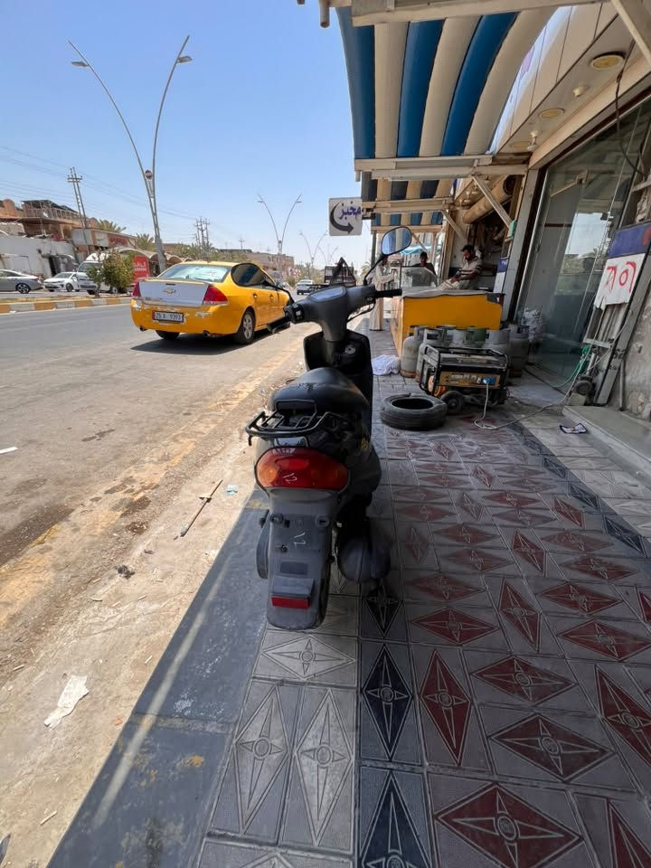 دراجه بيجي للبيع حاويه نظيفه
مكان ناصريه مركز
السعر:800 وبيه مجال
الرقم:***********
