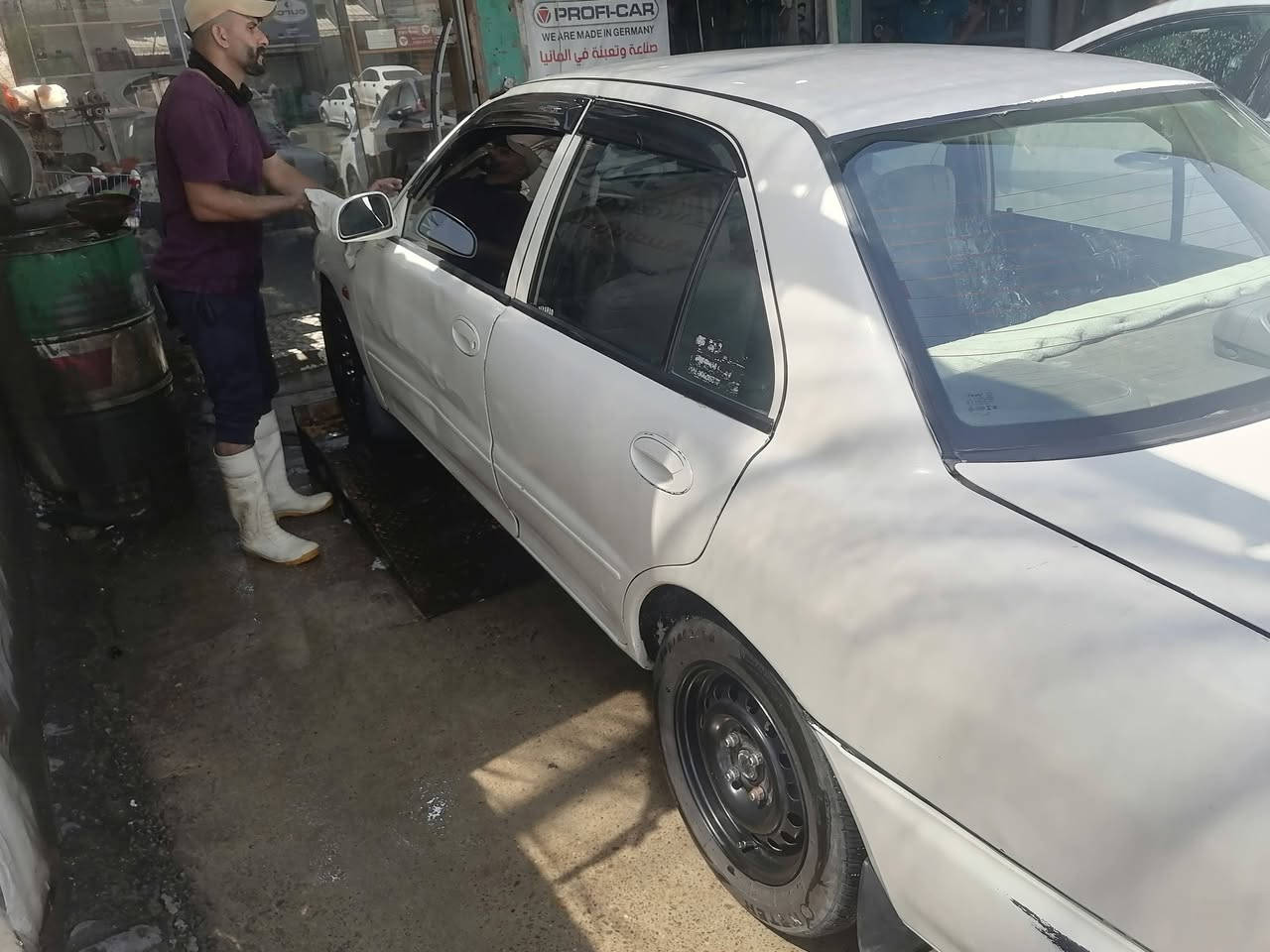 سلام وعليكم مره رخصت المدير الكروب هاي سياره للبيع منزل فيديو كامل رايده 43 ورقه
بغداد ابو غريب هذا رقم تليفون مالتي *********** وتساب فقط
