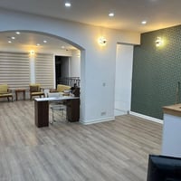 بسعر مناسب جدا بيعه وحده كررراسي صالون مرايات  مغاسل ميز رسبشن رفوف جا...