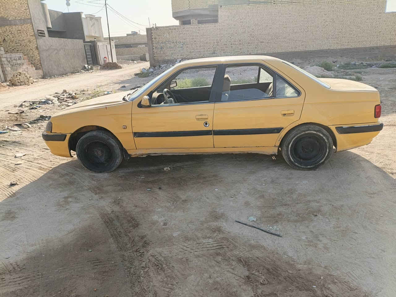 لسلام عليكم للبيع ومراوس حسب لقناعا بيجو بارص موديل 11 محرك وكير وضفيره صار اسبوع من شادهن رقم بصره احمر سنويه عضم عنواني نجف لسعر 12 ورقه ***********
