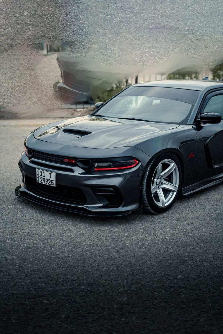 تشارجر RT • V8 ٥٧٠٠ • ٨٨ الف ميل