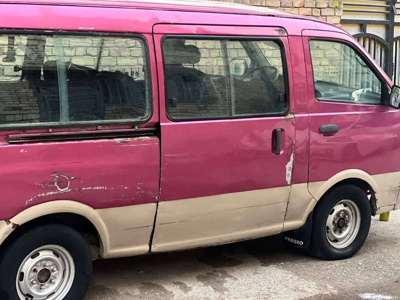 سلام عليكم بريجو موديل 96مطلوبه غرامات راعيه موجود 
السعر 33وبيه مجال حك الجيه رقم لهاتف***********
