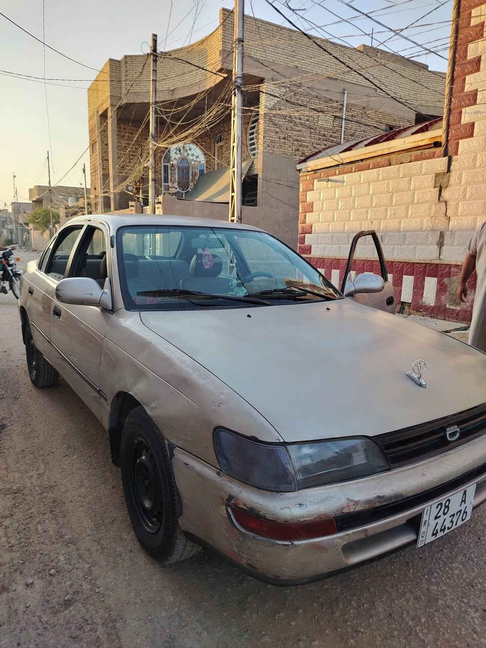 السلام عليكم
كورلا للبيع موديل 1993 سيارة مكفوله حداديه نضيفه دوشمه جديد رقم نجف باسمي   سنويه جديد  لل 2031  السعر 45 وبيهه مجال بسيط للشراي  مكاني النجف للاستفسار الاتصال على ***********
