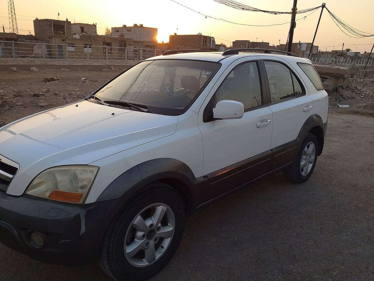 السلام عليكم
سورنتو موديل 2009 وارد خليجي 
فول مواصفات عدا البصمة.
1 .. محرك 6 سلندر حجم 3.3 جديد 
2.. فتحة + كشنات جلد + كشن السائق كهرباء + تحكمات كاملة + 7 راكب + داخل بيجي + خمسة ويل كب + تبريد ممتاز  ثلاث قطع 
3 .. كير نظيف جدا .. حدادية  جديدة .
4 ... كهربائيات كلها شغالة مابيها كل نقص .
5 .. سنوية مجددة لل 30  ورقم انكليزي أربيل .. تريد وكالة تريد تحويل حاضرين. 
6 ... باقي التفاصيل بالسونر المرفق مع الصور .
7 ... مكان السيارة الديوانية قضاء الحمزة الشرقي .
8 .. السعر  105 
 9 .. الاتصال على الرقم بيه واتس اب .
                  ***********
