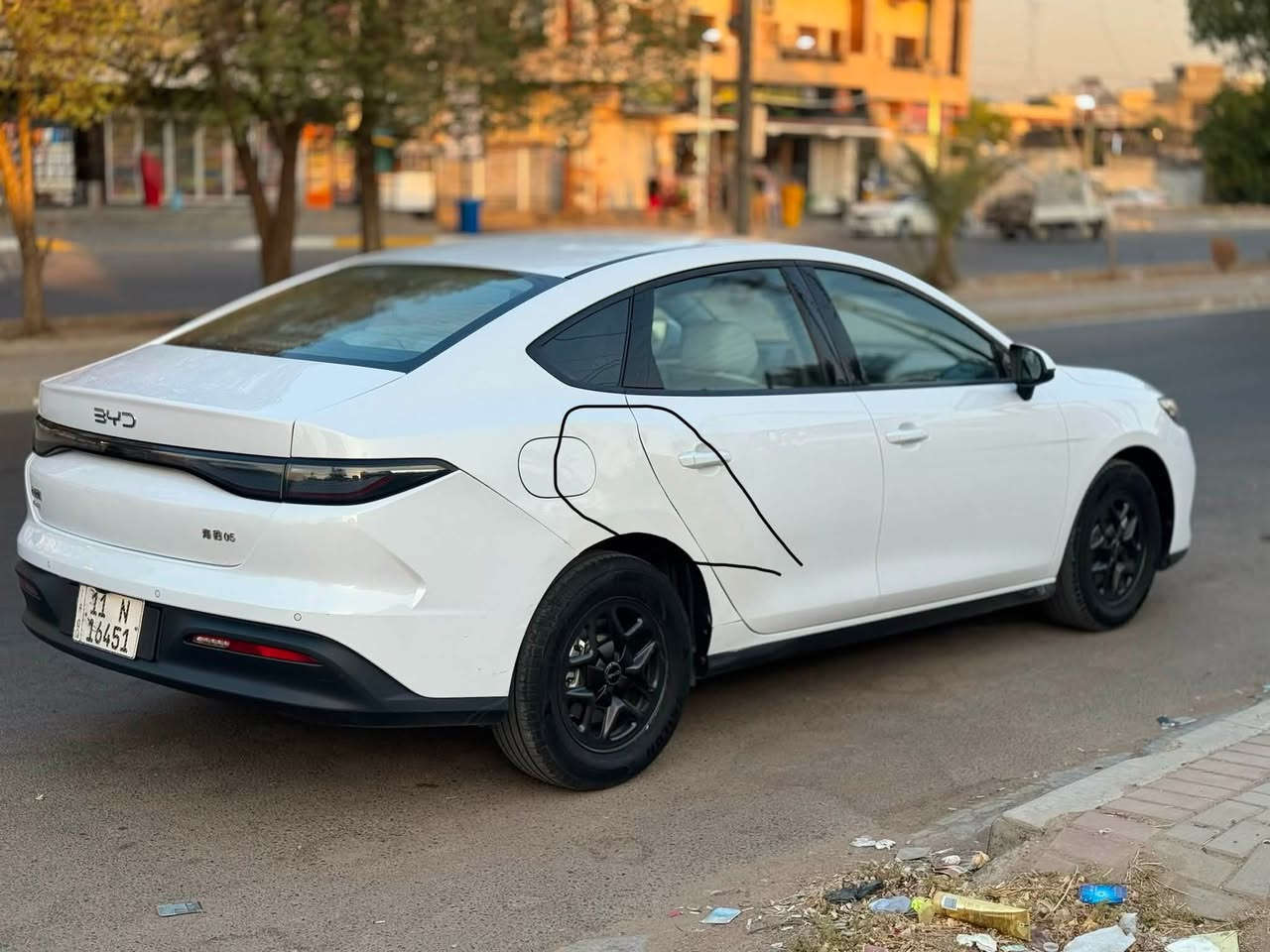 سلام عليكم
للبيع سيل 5 2025
ماشيه 27 
بيها صبغ بين باب وجاملغ لخلفي مائشر عليه 
وبيها بارد مائشر عليه 
رقم بغداد بسمي 
ارضيه مغلفه 
***********
بغداد حي الجهاد 
سعر 18400
