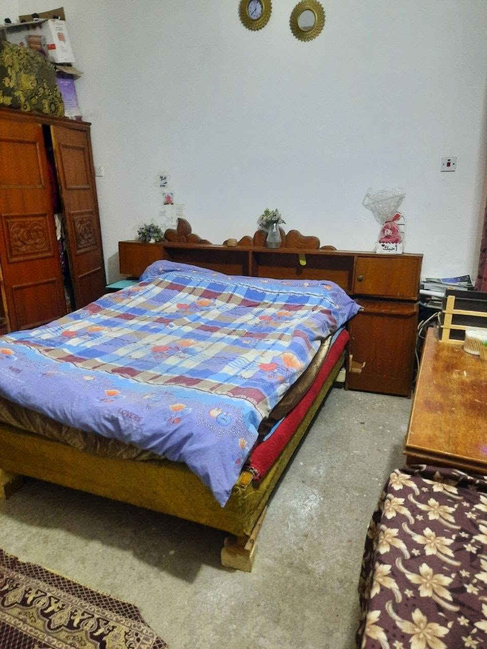 🏠 للبيع دار سكنية في الزعفرانية – الفرع العاشر
📍 الموقع: الزعفرانية، بيت بنية، الفرع العاشر على اليسار، آخر 4 بيوت على اليمين، قرب حسينية فاطمة أم أبيها.

📐 المساحة: 100 متر
📏 الواجهة: 5 متر × 20 متر
🏡 طابق واحد
🚪 استقبال + مدخلين
🛋️ حولي (صالة)
🛏️ غرفة نوم
🚿 حمامين
📄 طابو زراعي سند 25
🏠 والدار يحتاج بعض الإكمالات مثل السيراميك والأرضية والبيتونة والستارة.

💰 السعر: 85 مليون قابل للتفاوض للجادين فقط

📞 للجادين والمعاينة على الواقع، التواصل واتساب أو الاتصال على الأرقام التالية:

***********
***********
