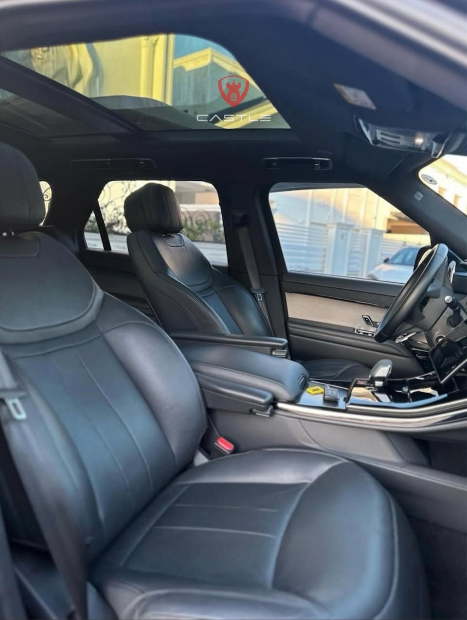 🚘 رانج روفر سبورت | Range Rover Sport

📅 سنة التصنيع: 2024
📍 العداد: 53,000 كم
✅ الضرر: لا يوجد — كلين تايتل
⚙️ المواصفات: SE
💰 السعر: 860 ورقة
📍 المكان: أربيل
📞 للتواصل والاستفسار: ***********

🔥 جميع مواصفات السيارة:

• سقف بانورامي
• صندوق كهربائي
• التحكم على المنحدرات
• كاميرا 360°
• مستشعرات وقوف
• تدفئة المقاعد
• فتحة سقف
• بصمة
• مثبت سرعة
• مثبت سرعة تكيفي
• مرايا جانبية كهربائية
• مرايا جانبية مدفأة
• حساس المطر
• شاشة
• مراقبة النقطة العمياء
• التعرف على إشارات المرور
• تحكم تلقائي بدرجة الحرارة
• نظام فرملة الطوارئ
• تحذير من الاصطدام الأمامي
• تحذير مغادرة المسار
• مقاعد كهربائية
• 8 وسائد هوائية
• مصابيح أمامية زينون
• مصابيح أمامية LED
• مانع الانزلاق
• تدفئة مقود القيادة
• لوحة قيادة رقمية
• نظام AWD دفع رباعي
• نظام ABS
• Apple CarPlay
• إنارة محيطية
• مقاعد الصف الثالث
• كشافات ضباب
• فرامل وقوف إلكترونية
• أوضاع قيادة متعددة
• إغلاق الأبواب الناعم
• الضوء العالي التلقائي
• نظام التوجيه الكهربائي
• حساسات ضغط الإطارات
