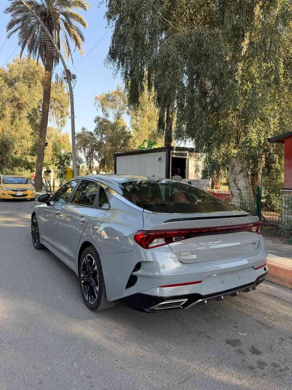 السلام عليكم
K5 2024 Gt line
بدون رقم (حرة) تترقم جميع محافظات العراق
المحرك: 4 سلندر 1600 تيربو
بدون دواخل كير محرك كله مكفول
وارد امريكي
المواصفات: فول الفول عدا الفتحة
*3 بصمات 
*شاشة كبيرة 
*تحكمات ستيرن
*كشنات جلد احمر
*كشنات كهرباء
*كشنات تدفئة 
*حساسات اماميه 
*حساسات خلفيه 
*تحديد مسار 
*قيادة آليه
*رادارات
*تشغيل عن بعد 
*كامرة خلفية 
*سايد بريك بصمة
*انظمة قيادة 
وباقي مواصفات k5 المعروفة

الصبغ: 3 قطع صبغ 
الموقع:ديالى بعقوبة 
للاستفسار: ***********
