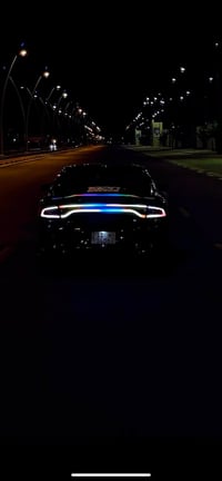 SRT 6.4 • لون متغير • وارد كندي