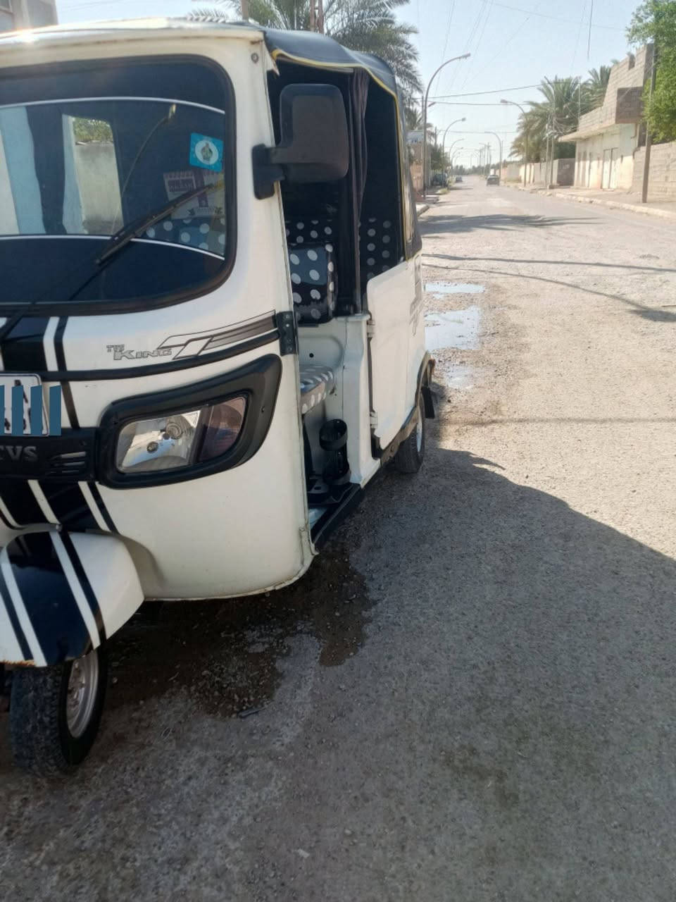 سلام عليكم عيني عندي تكتك للبيع موديل ٢٢محدث سعره 8مليون وبي مجال نگره صلف الرقم الهاتف ***********
