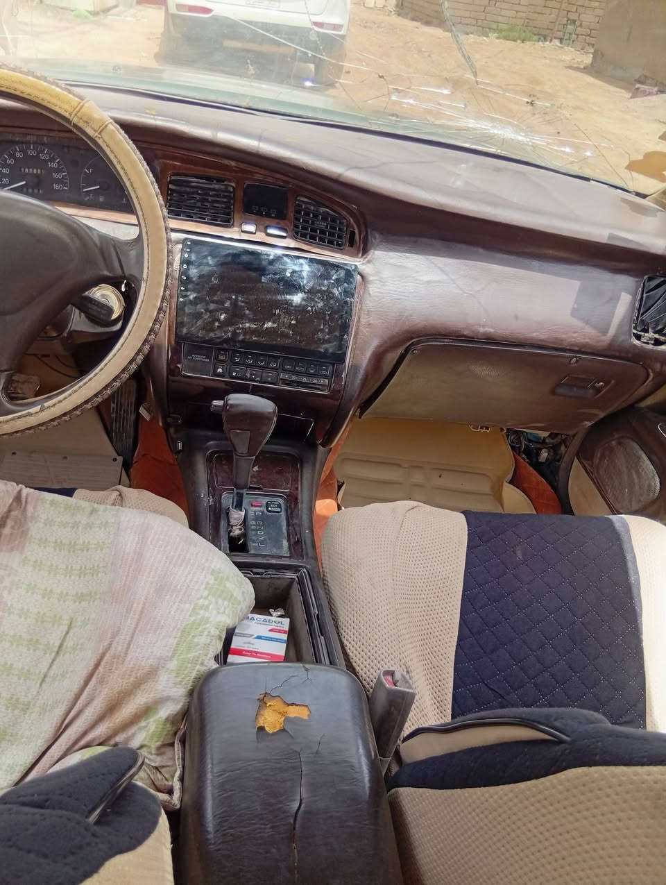 بطه متصل 1991مكفوله من لعيب الشرعي رقمها ميسان راعيها يريد مداور تبريد عوزه بس كمريسر سنوريه 2030
مكاني ذي قار     سعر 30وبيها مجال الرقم ***********
