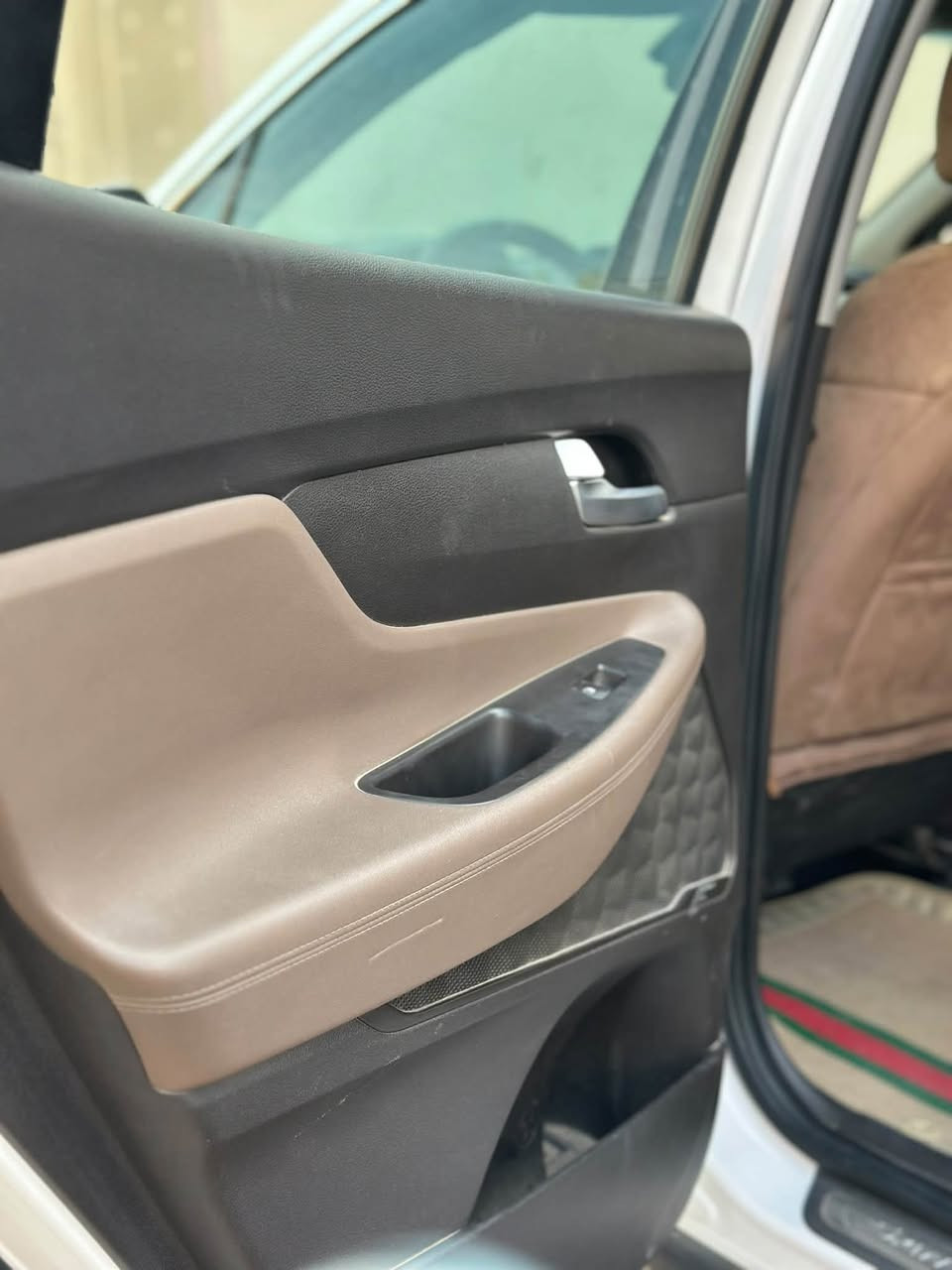 سلام عليكم للبيع سنتافي مديل. 2019   فول مواصفات. عدا البانوراما 
رقم أربيل  تبريد خلفي.  7 راكب 
مكلف بالنشر  اتصل على الرقم 

‭***********‬

  
  حسام الدين المشهداني. 
 بهاء الدين نضال.
