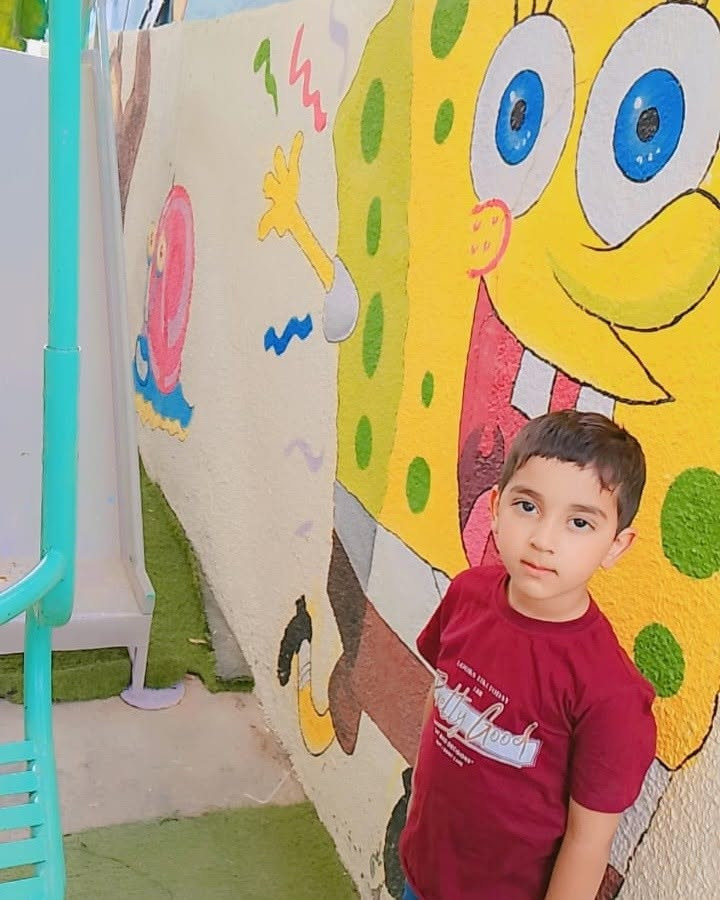 روضة جنة كربلاء الأهلية النموذجية 🌸
✨ بيئة تربوية آمنة ومحبة
📚 تعليم حديث بأسلوب ممتع ومميز
👧🏻 نهتم بطفلكم ونرعى خطواته الأولى بكل حب
🎒 الزي المدرسي مجاني
📖 تعليم رصين وبرامج تعليمية وترفيهية متنوعة
📍 كربلاء المقدسة – حي الموظفين
مقابل مجمع أطباء العيون
📞 للتسجيل والاستفسار:
***********

نص مكتوب في الصور:
- TikTok Lite
- @useradynfxz4ag
- أولياء أمور أطفالنا الأعزاء ، غدًا نلتقي في أول يوم دراسي ونستقبل أطفالنا الأحبة بحفلة ترحيبية مميزة الزي المدرسي مجانًا الكتب المنهجية متوفرة جهزوا أطفالكم ولبسوهم بشكل مرتب .. ولا تغيبوا روضة جنة كربلاء