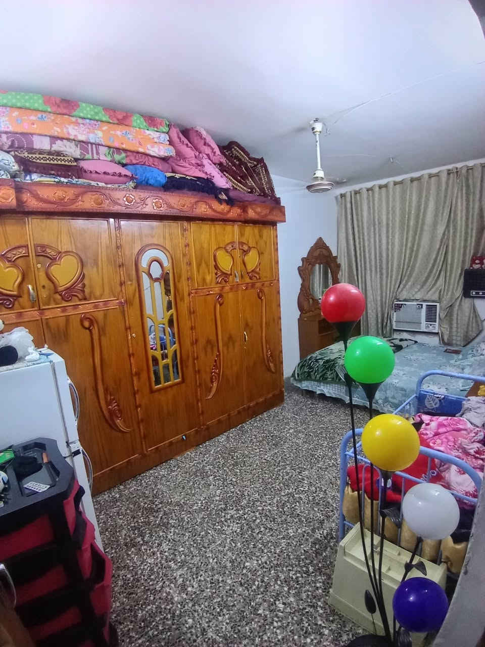 دار اللبيع 
مساحه258.. العنوان جسر ديالى بدايه شارع 70.بيت خلفي  رقم الهاتف ***********
