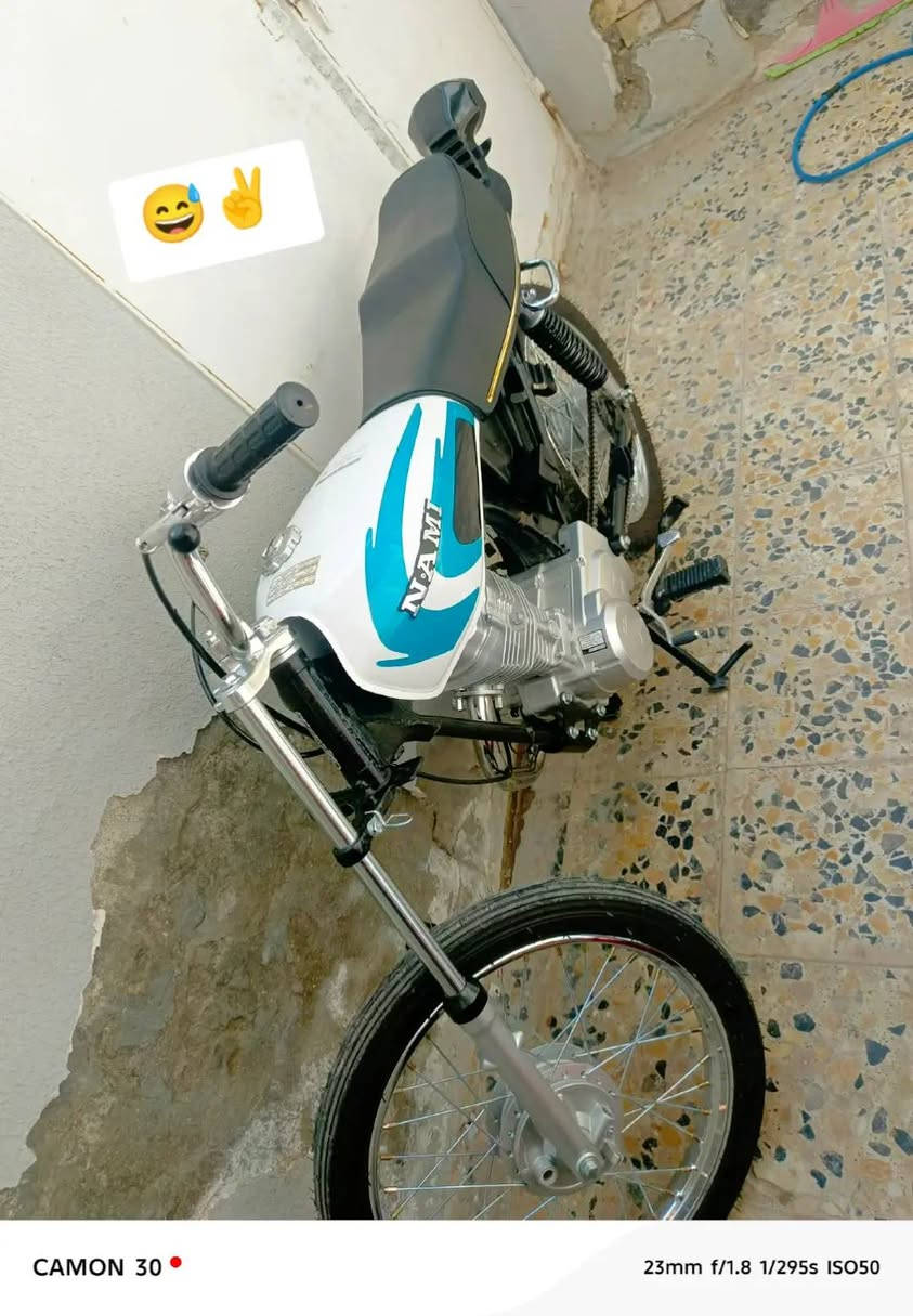 سلام عليكم دراجه صاله ٨ايام من تعمرت كله جديد إيراني عسحك بعده اول تبديله دهن مديل ٢٢شاصي شلامجه أصلي ٧اوراق  وكيله عقيل ربيعي شراي خاص او عرقم مكان نجف ***********
