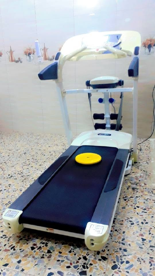 جهاز جري باله اوربي امريكي جديد جديد جبلي دبل ماطور جهاز ضخم  وزن 220 سرعه 180 بي جهاز رجاج حرق دهون الطن والخواصر شاشه لمس مقياس نبض القلب سعرات حراريه مسافه مقطوعه سماعات خارجيه اواكس قرص لف الخصر شناو بطن السعر 350 بغداد الشعب *********** يوجد واتساب
