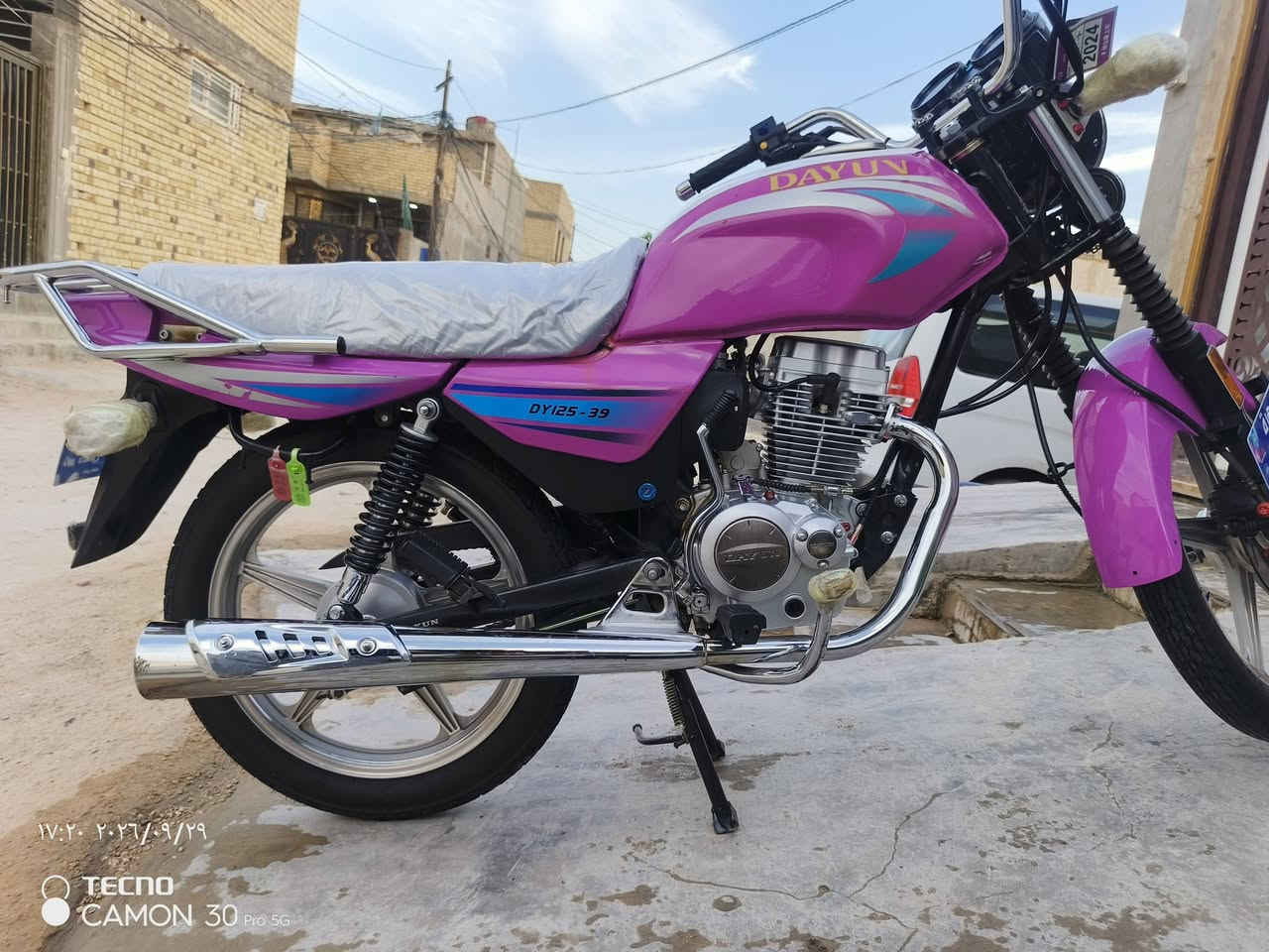 السلام عليكم دايوان للبيع موديل 23 طالعه 24
  أوراق كفاله عامه السعر 1600
 مكاني كربلاء  
رقم ***********

نص مكتوب في الصور:
- ١٧:٢١ ٢٠٢٦/٠٩/٢٩ TECNO CAMON 30 Pro 5G
- ١٧:٢١ ٢٠٢٦/٠٩/٢٩
- TECNO
- CAMON 30 Pro 5G
- ١٧:٢٠ ٢٠٢٦/٠٩/٢٩ TECNO CAMON 30 Pro 5G
- ١٧:٢٠ ٢٠٢٦/٠٩/٢٩