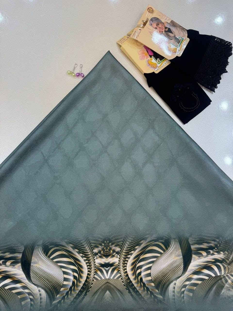رَّبطة ستان حَرير، وَناعمة، وَخفيفة، وَأنيقة، وَتُناسب كُل الإطلالات .

📏 قياس 130سم. 
وَمتوفرة باللون الزيتوني والأسود والتركواز✨.
للحجز والإستفسار تواصلوا مع هذا البيج
https://www.instagram.com/mohammed7_alaa_7hijab?stkn=MWdseW16Y3Zibjl4bw==
أو مع هذا الحساب
للحجز والإستفسار يُرجى التواصل على رقم الواتساب :
***********
أو حساب التليگرام :
@MohamedCR7D
