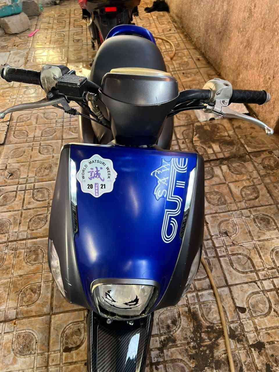 بوليس مديل 2024 مكينه ما مفتوحة دراجه كلشي شغال بيها اي نقص ما بيها سعر 500 وبيها مجال مكان كربلاء باب بغداد ***********

