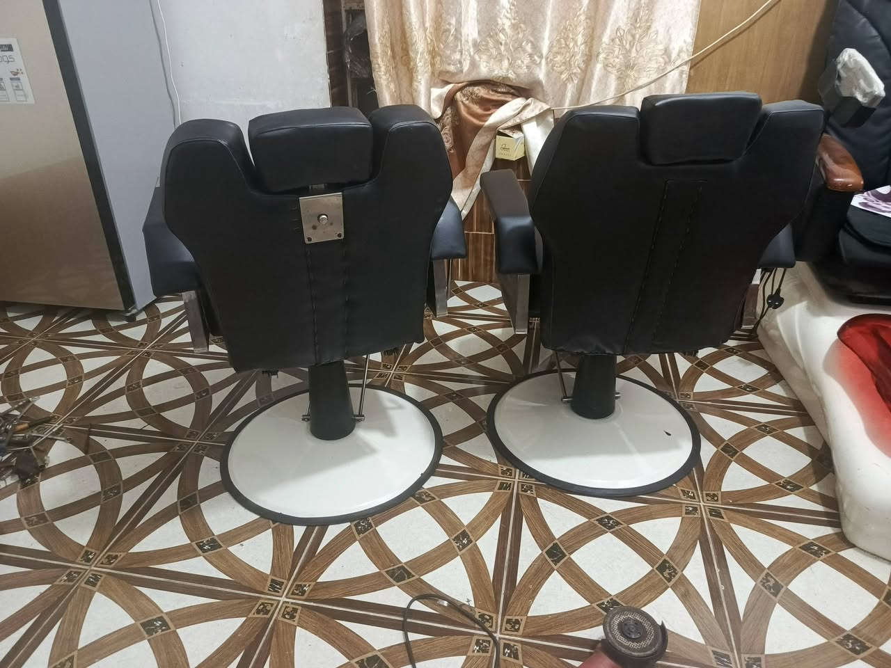 سلام عليكم كراسي حلاقه عدد 3 للبيع كلش انضاف  اكبر حجم بل شبح 👻
الي التواصل ع وتساب  او الرقم 
 ***********
العنوان الانبار القائم

