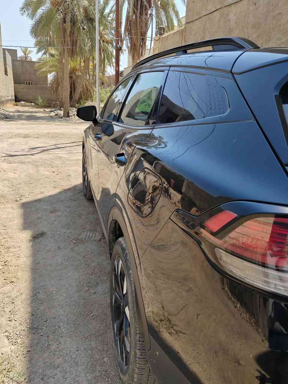 السلام عليكم ورحمة الله وبركاته
للبيع كيا سبورتاج 2024

الفئة: LX وارد أمريكي - دفع أمامي

اللون: أسود ملكي

المحرك: 2500cc | الكير: 8 سرعات
دخول ذكي وشاشة ترحيب عدة انواع
التبريد قطعتين لمس 
شاشة متصلة لمس كبيره
وضعيات قيادة 4
تحديد مسار وتحكم ستيرن 
قيادة شبه ذاتية
هاند بريك كهربائي
اوتو هول
رادارات أمامية وجانبية وخلفية 
مثبت سرعة ومواصفات أخرى 
الماشي: 39,616 كم فقط

الرقم: بغداد -سنوية جديده

الحادث: خلفي صندوق ومبدل فقط

السعر: 220 ورقة 

العنوان: هيت

للاستفسار: ***********
