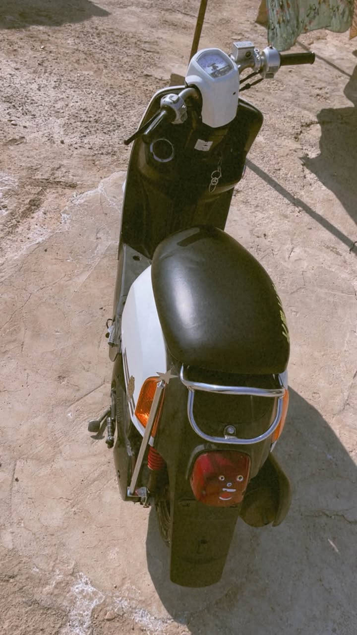 ماكس بوليس • بوشه 49 • ما مفتوح