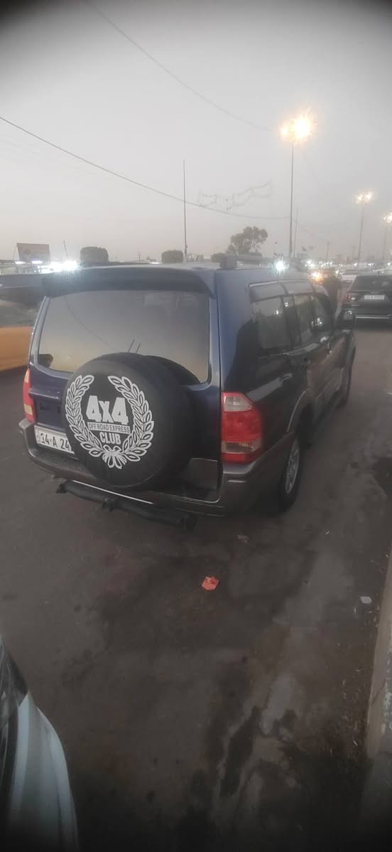 بيجيرو ٢٠٠٦ محرك ٣٠٠٠ مصبوغه عام بدون ضربه جماليه فقط رقم بصره التواصل على الرقم هذا *********** السعر ٦٧
