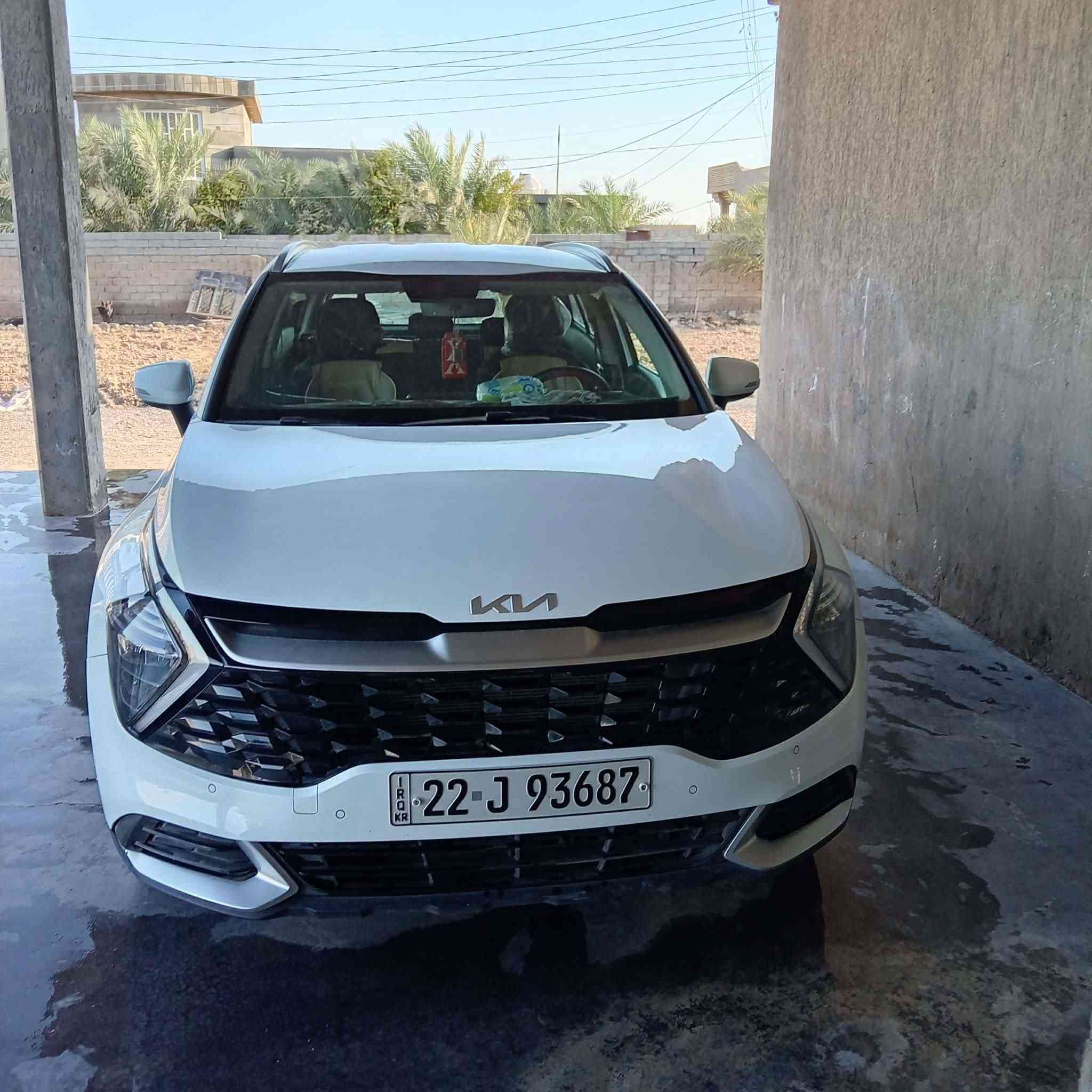 كيا سبورتاج 25 رقم شمالي كامل المواصفات باستثناء التنته ماشيه 42 كيلو بعدها على وضع الشركه سبير ما نازل  مالتها مكلف بالنشر هذا رقم صاحبها +964 783 510 1086 رايده ب 23 وبيها مجال للشراي يتصل علىهذا الرقم ويتدلل صاحب السياره ابو يوسف وحياكم الله
وجوده السياره الفلوجه الكرمه
