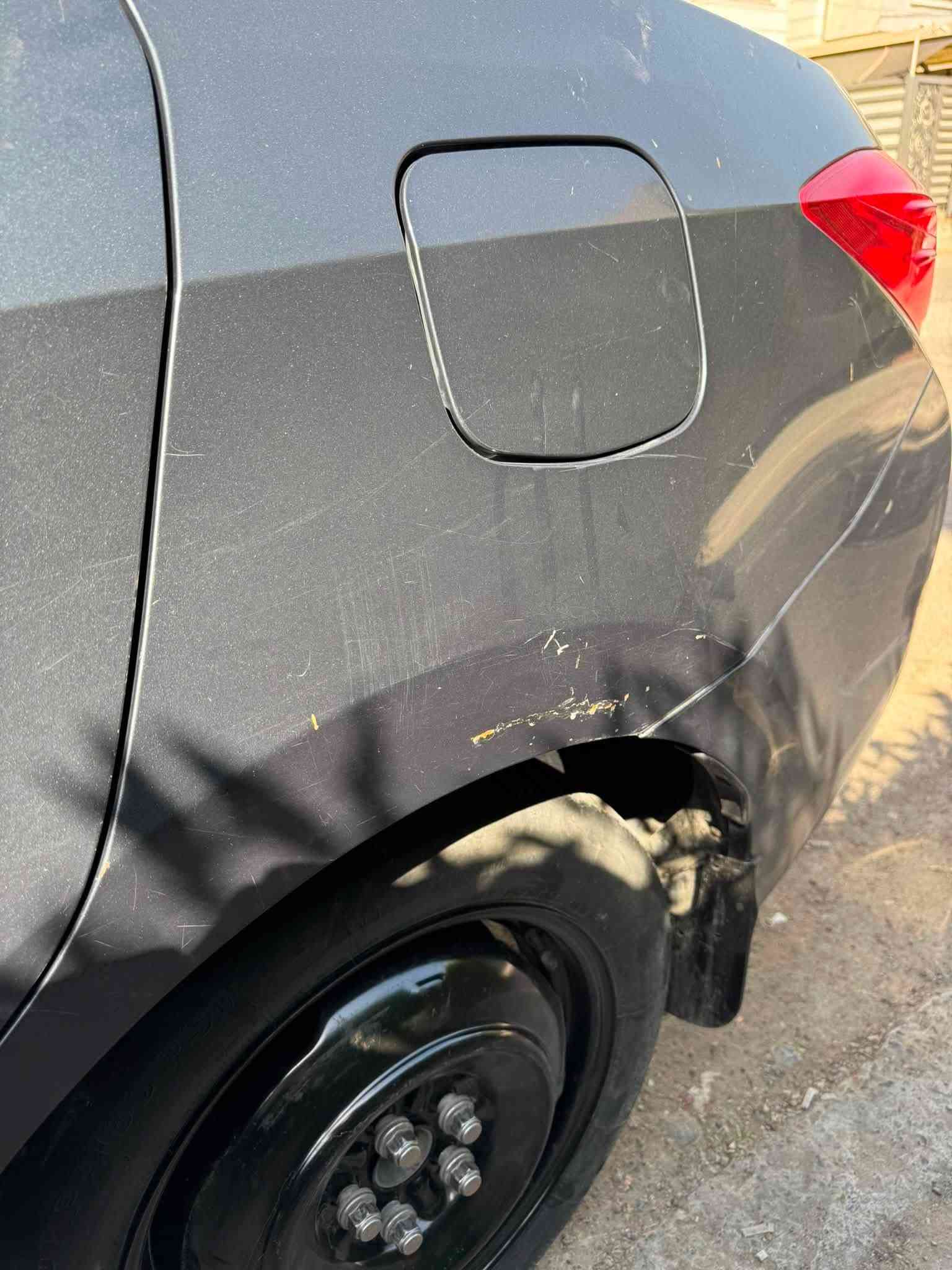 سلام عليكم كورلا موديل 2019 وارد أمريكي 
حادثة جاملغ وبنيد بسمي رقم بغداد تحويل ثاني يوم مكينة 1800 وبيه بارد جوه القبق بانزين السعررر  120$ 
مكاني بغداد 
***********
