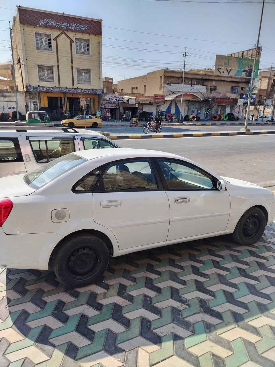 سياره للبيع اوبتره ٢٠١١ رقمه ميسان سياره نضيفه مال بيت بسمي استفسار عله رقمي بيه وتساب او اتصال ***********
