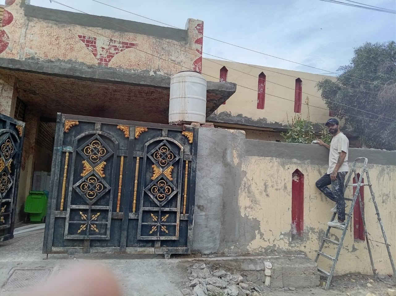 صبغ جدران • صبغ واجهة • صبغ شبابيج