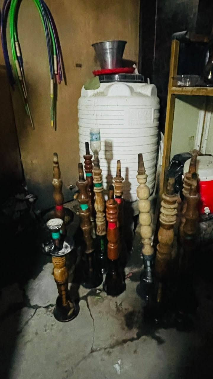 غراض كوفي شوب للبيع في البصرة الزبير
اة

ميز بليارد مع طوبات اصلية 

كيوبات عدد ٣

كراسي الاصلية عدد ٢٥

سبالت عدد ٢

شاشات بلازما عدد ٣

تخم قنفات

ميوز دومنه عدد ٣

دومنه و شطرنج و طاولي عدد ٢

نواركيل فووووول عدد ٢٣

بلايستيشن ٤ مع جوستكات ثنين

مجمدة

غلاية مال ماء

دبة ماي ربع طن

منقلة

مسجل صوت عالي و نقي

سستم كامرات عدد ٤

راوتر و نانو و يو بي اس

مراوح بنكات عدد ٢
استفسار اتصل و تدلل ***********
