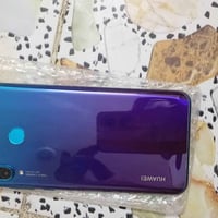 هواوي بي 30لايت ذاكرة 128 كله شغال ونضيف سعر 75 بغداد حي نصر 077488548...