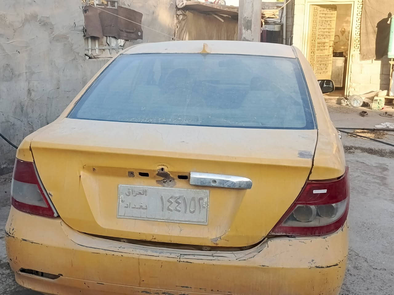 السلام عليكم سياره عرض للبيع سياره سعرها ب 20 كوكب للتفاوض سياره بها غرامات رقم صدامي محرك قايم سياره شويه تعبانه بس انه ما اعظمها لا اعظمها حلو بغداد سعرها سعرها 20 ورقه وقابل للتفاوض سياره بواجه 2012 السنويه بي واي دي بالسمنه بس رقم صدام اتصل وياي على هذا الرقم واتساب‏‪***********‬‏
