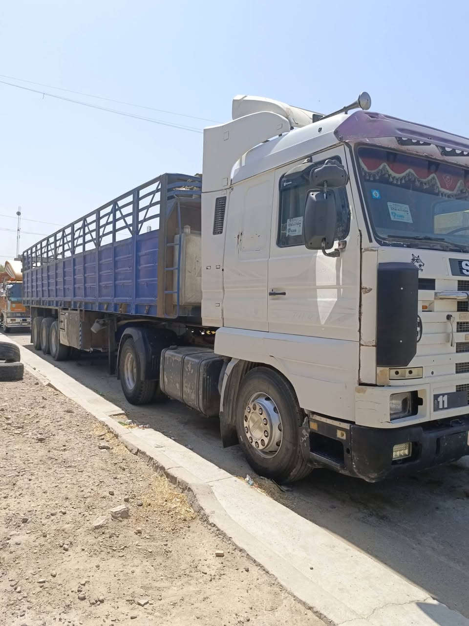 سلام عليكم سكانيا 113 88فحميه كير 900 شاصي 10مكفوله كفاله عامه راس وعربانه ***********
