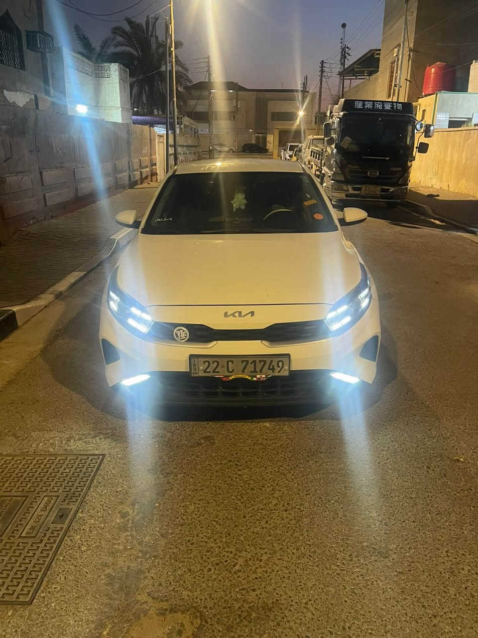 السلام عليكم كيا سيراتو 2022. خليجيه. للبيع او المراوس شعندك نزل
-محرك 1600

(المواصفات ) 

رقم اربيل مميز 
-ماشيه 110الف
- محرك 1600
- تبريد قطعتين
-لد نهاري
-داخل لونين
-منضومه زنون 
- لايت عدسه
-حساس ضغط اطارات
-تحكم جهتين
- مثبت سرعة
-مانع انزلاق
-تغليف الابواب 
-توشميه للسياره بل كامل 

بيها الجاملغات الورى. صبغ قليل.   

للاستفسار مراسله الصفحه محمد قاسم
او مراسله الواتساب.  ***********. 

السعر 140 بيها مجال قليل للشراي
