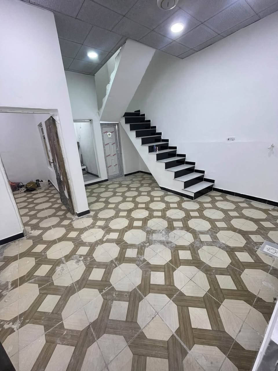 حي الشرطه • بيت مربع • غرفة واحدة