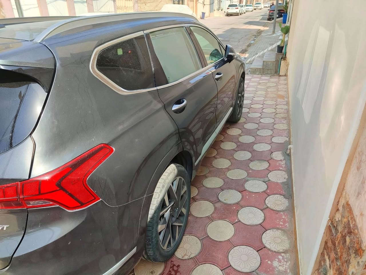 سنتافي موديل 2023 اعلى فئة فول مواصفات  كاليگرافي محرك 2500 گير 8 نمر كلشي مرفق بالصور السياره نضيفه زلغ مابيها محرك گير كفاله وممشاها جدا قليل ٢٦ الف السعر 32 مليون قفل مكان السيارة كربلاء للتواصل 

*********** كربلاء, العراق

نص مكتوب في الصور:
- 2023 Hyund... bid.cars You are watching archived offer. Auction ended on Monday, September 30, 2024. Monday, September 30, 2024 12 Photos Bidding Vehicle information Final bid $10,000 USD
- 2023 Hyund...
- bid.cars
- You are watching archived offer. Auction ended on Monday, September 30, 2024.
- Monday, September 30, 2024
- 12 Photos
- Bidding
- Vehicle information
- Final bid
- $10,000 USD