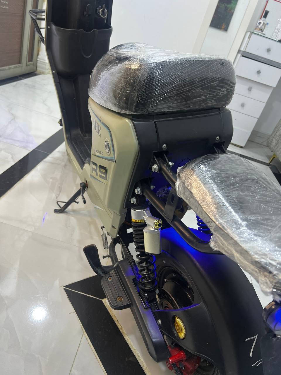 R9 • موديل ٢٠٢٦ • بطرايات جدد
