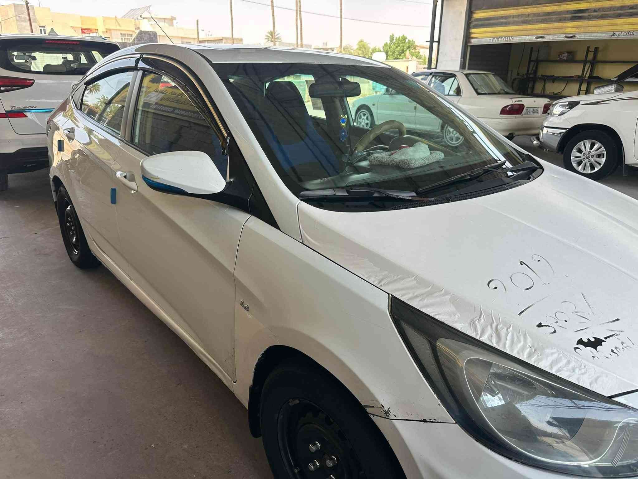 السلام عليكم اكسنت ٢٠١٢ خليجي مكينه ١٦٠٠ دوش قطرتين فئه بلو فول موصفات فتحه سقف اشاير بلمري تحكمات ستيرن السياره جاهزه من كلشي وعليهه ادامه كامله صدر امامي خلفي باتري مشط ستيرن قاعده فيت بم العسر ٨٢ وبيهه مجال حك الجيه ***********مكاني ديالى دلي عباس
