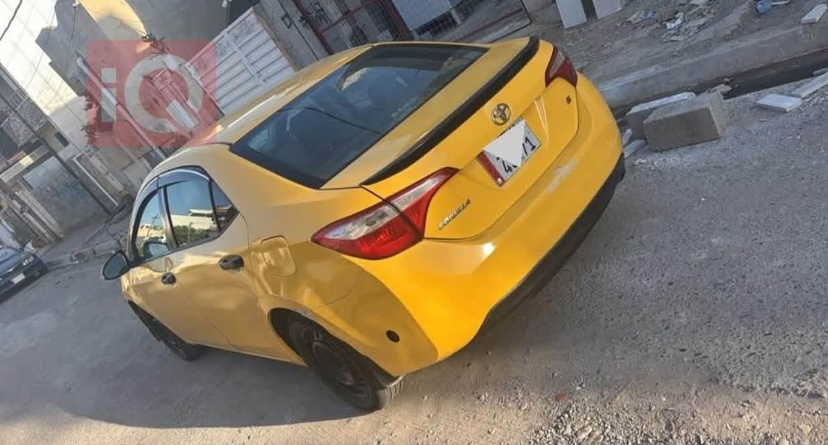 كورلا مديل 15
اس S ضرر اربع قطع بيبان ثنين بلاد سكن وخلف السكن جاملغ وبونيد تجاري 
بيها تصفيه كلش قليل  كير محرك جدد شرط  حداديه جديده تخم  تاير نص عمر  راديترات جدد باتري جديد سنويه لل 2030 اشاير بالمري تحكم ستيرن شفتات بالستيرن نظامين بانزين وغاز منظومه 80لتر وبيها بطاقه حكومي مو تجاري 
سعر 107وبي مجال بسيط

شراي اتصل ***********
