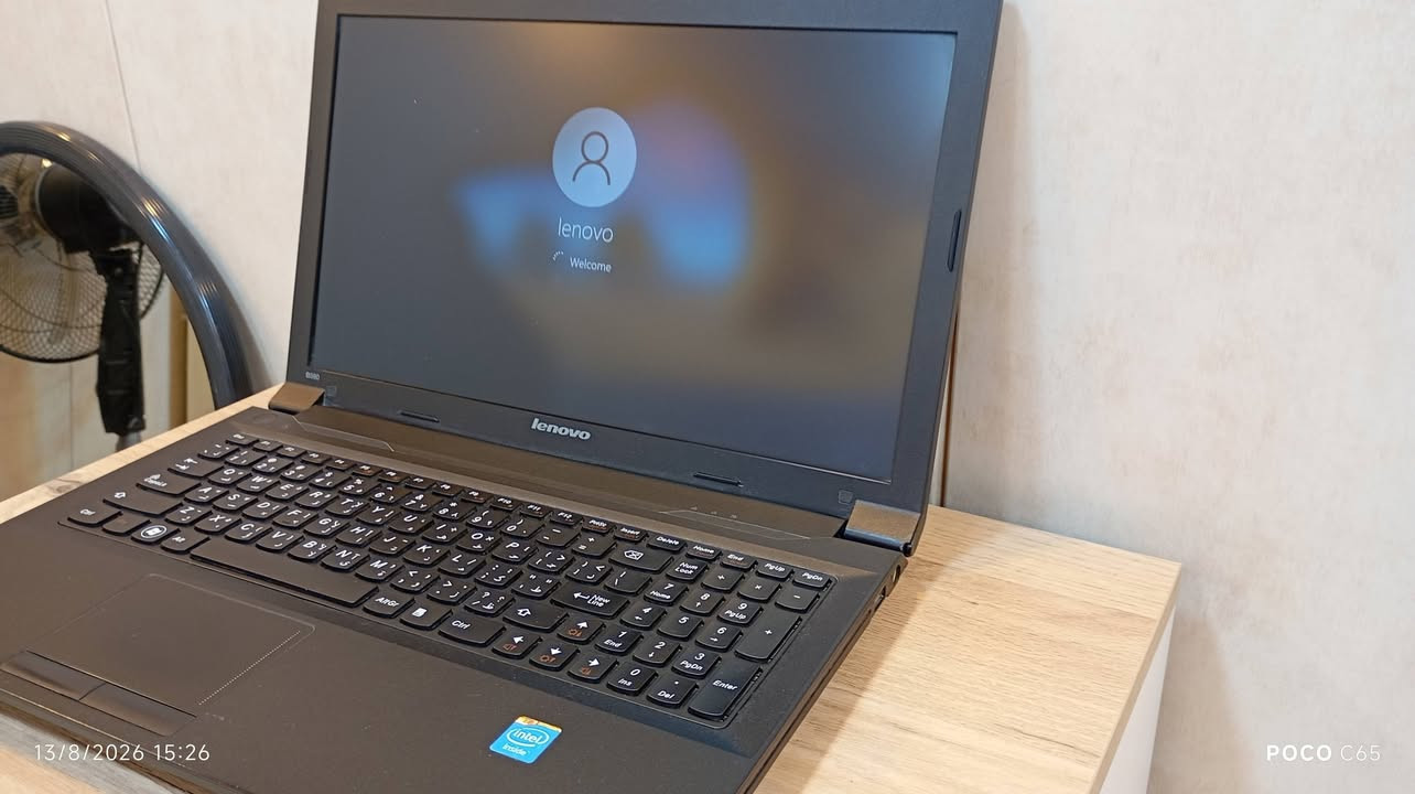 💻 Lenovo B590 للبيع
🔹 الموديل: Lenovo B590
🔹 المعالج: Intel Celeron 1005M
🔹 سرعة المعالج: 1.90GHz
🔹 الأنوية: 2 Cores / 2 Threads
🔹 الرام: 2GB DDR3
🔹 سرعة الرام: 1600MHz
🔹 التخزين: SSD 256 GB
🔹 كرت الشاشة: Intel HD Graphics مدمج، 
🔹 دقة الشاشة: 1366×768 HD
🔹 النظام: Windows 10 Home Single Language 64-bit
🔹 الكيبورد: عربي / إنكليزي
🔹 BIOS: Legacy
📌 مناسب للتصفح، الأوفيس، الدراسة والمهام الخفيفة.
السعر 100 الف و بيها مجال
***********

