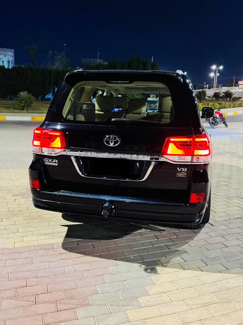 الاند كروز 2021 خليجي فطيم اصل

كفاله عامه مغلفه PPF امريكي ابو ضمان 

كير ومكينه كفاله       4.600.   V8 

بيها رصعه صغيره بل باب مسحوبه مقدار اصبع اباهام فقط 

ماشيه 98 km حقيقي 

سياره ع وضع شركه كلش جديده 

تجي تفحص وتتاكد من صحه الكلام 

سعر 520. بيها مجال 
مكانها الرمادي 
***********
