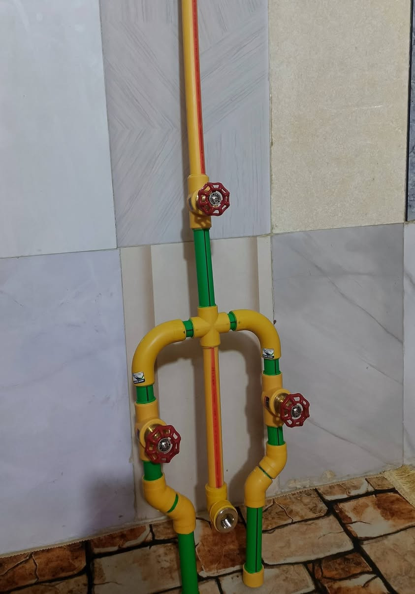 علاء تئسيس ماء أو مجاري في قضاء النصر ***********
