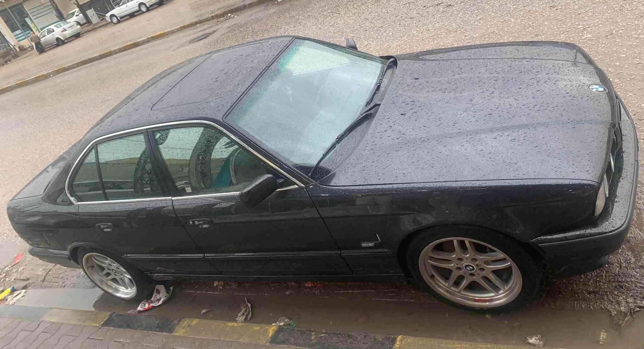 السلام عليكم
BMW لبيع 525
مسكر فانوس 
رقم بغداد بسمي 
فول مواصفات 
كت ام اصل 
جازه من كلشي 
الشراي يتصل ***********
