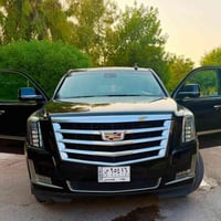 كاديلاك اسكاليد ٢٠١٨ سيارة بأسمي تقرير غرق بدون صبغ بيها فقط باردين جا...