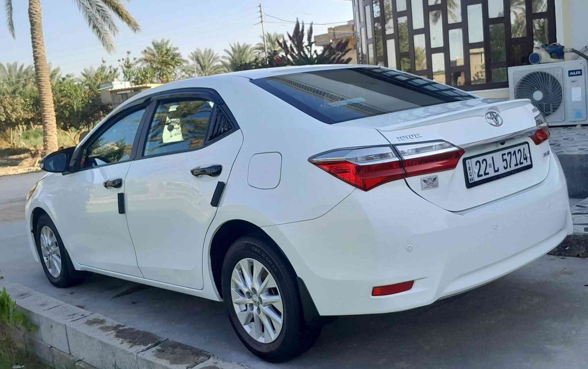 السلام عليكم للبيع كورلا 17 خليجي ابيض ثلجي مكفوله محرك 20  تنفس طبيعي يسحك اي بانزين كير 7نمر ماشيه 134 سياره جديده معنى كلمة اربيل بسمي تيد تحويل تيد وكالة سنويه 2030 السعر 150 قفل 🔐 والسوك كلشي بي حتى 23 تلكه ب150 العنوان الفلوجة الصقلاوية بيع فقط بدون مراوس والسونار مرفق بالمنشور ***********/ ***********
