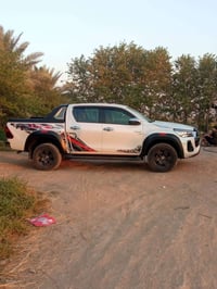 هايلكس TRD • ٢٠٢٣ • ماشية ٤٠ الف