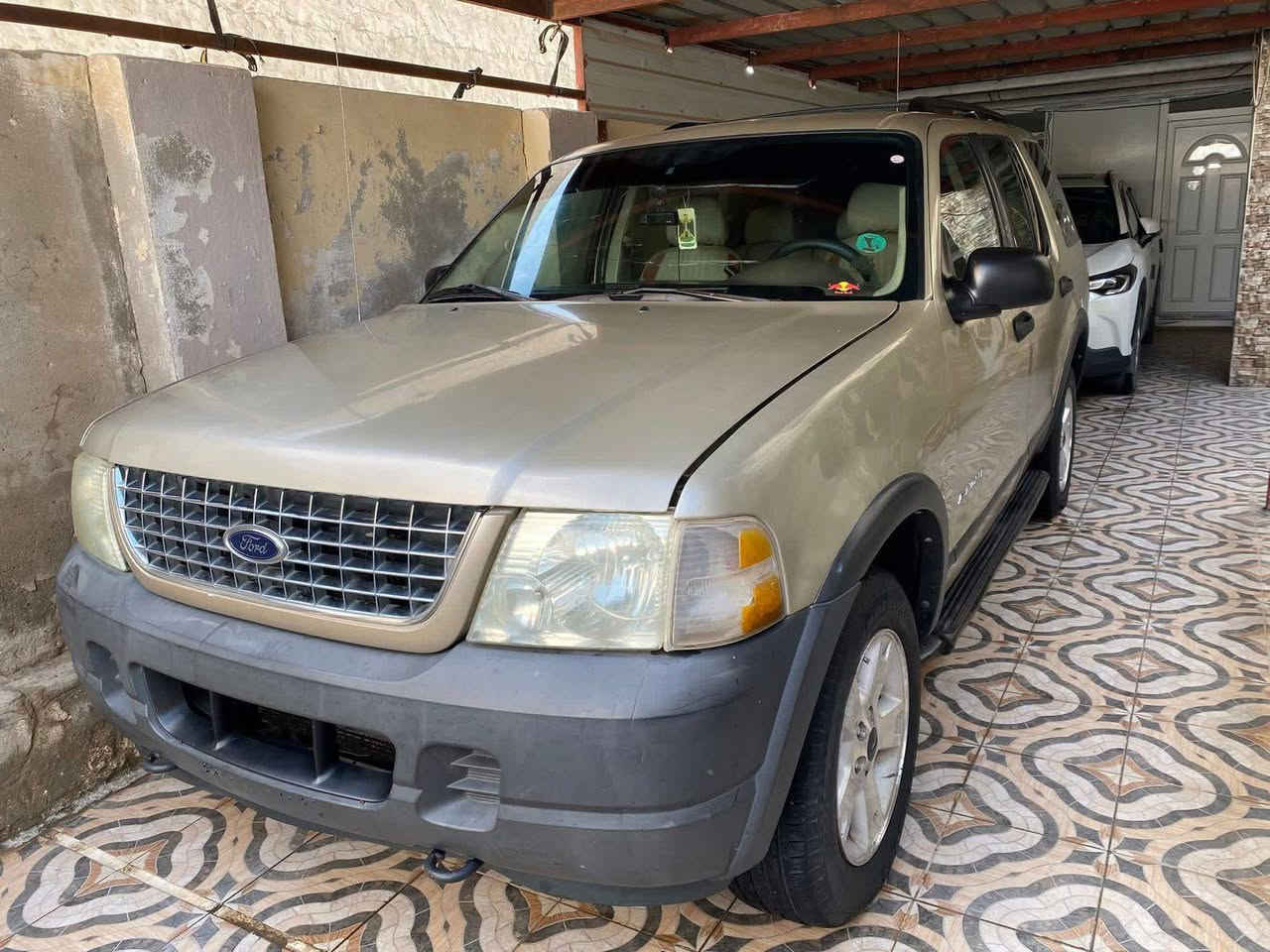السلام عليكم فورد اكس ابلور سبعه راكب  2004 
مال مزاد الحله السعر 42 اتواصل عل رقم 
***********
